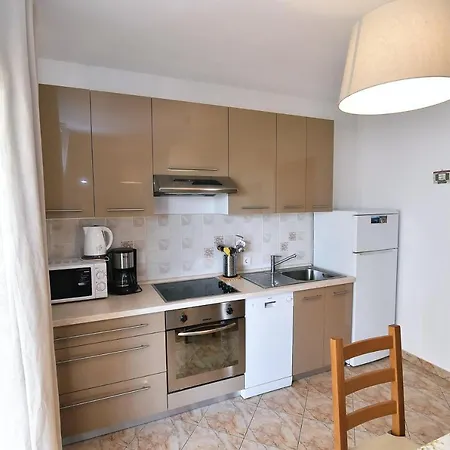 Apartments Luni II Baska  Exterior photo